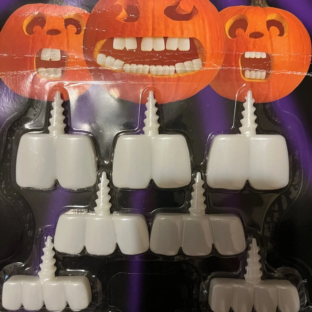 White Pumpkin Teeth Set - Glow in the Dark